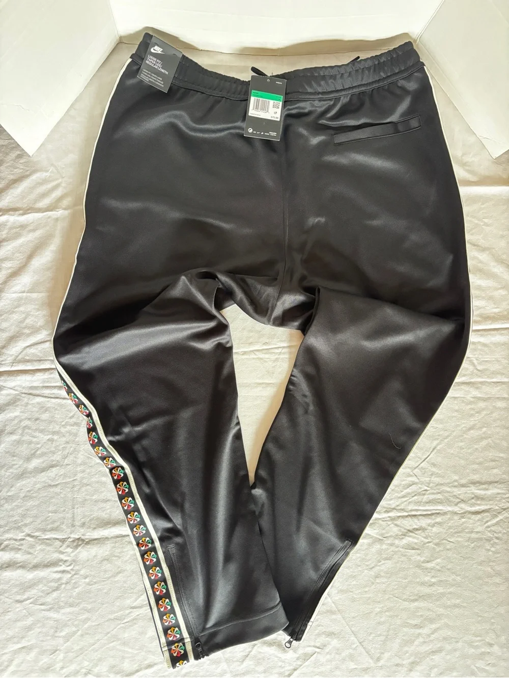 Nike Evolution Of The Swoosh Tribute Jogger Pants CQ7193-010 NWT!